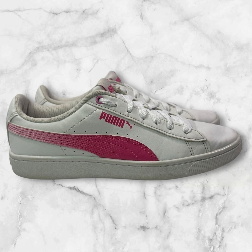 Kids Puma Smash size 4